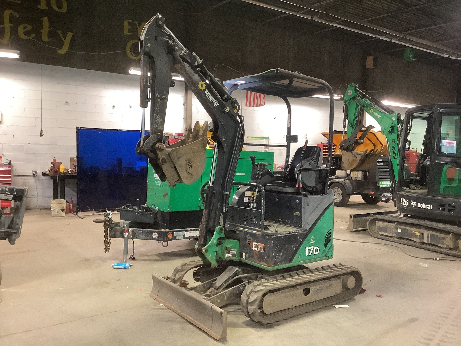 2013 John Deere 17D Mini Excavator