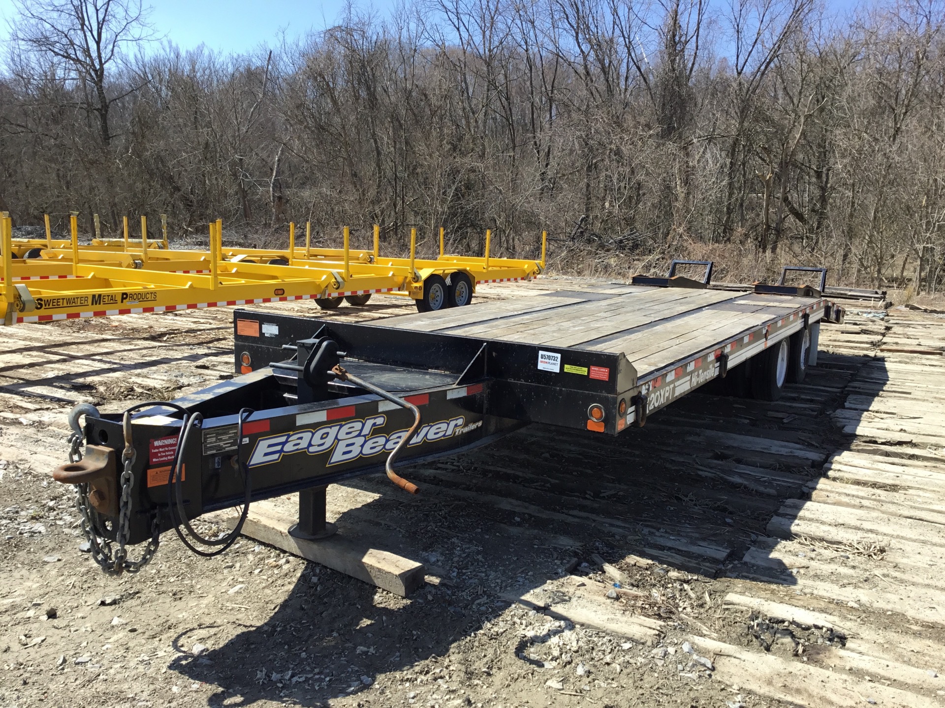 2018 Eager Beaver 33 ft T/A Equipment Trailer