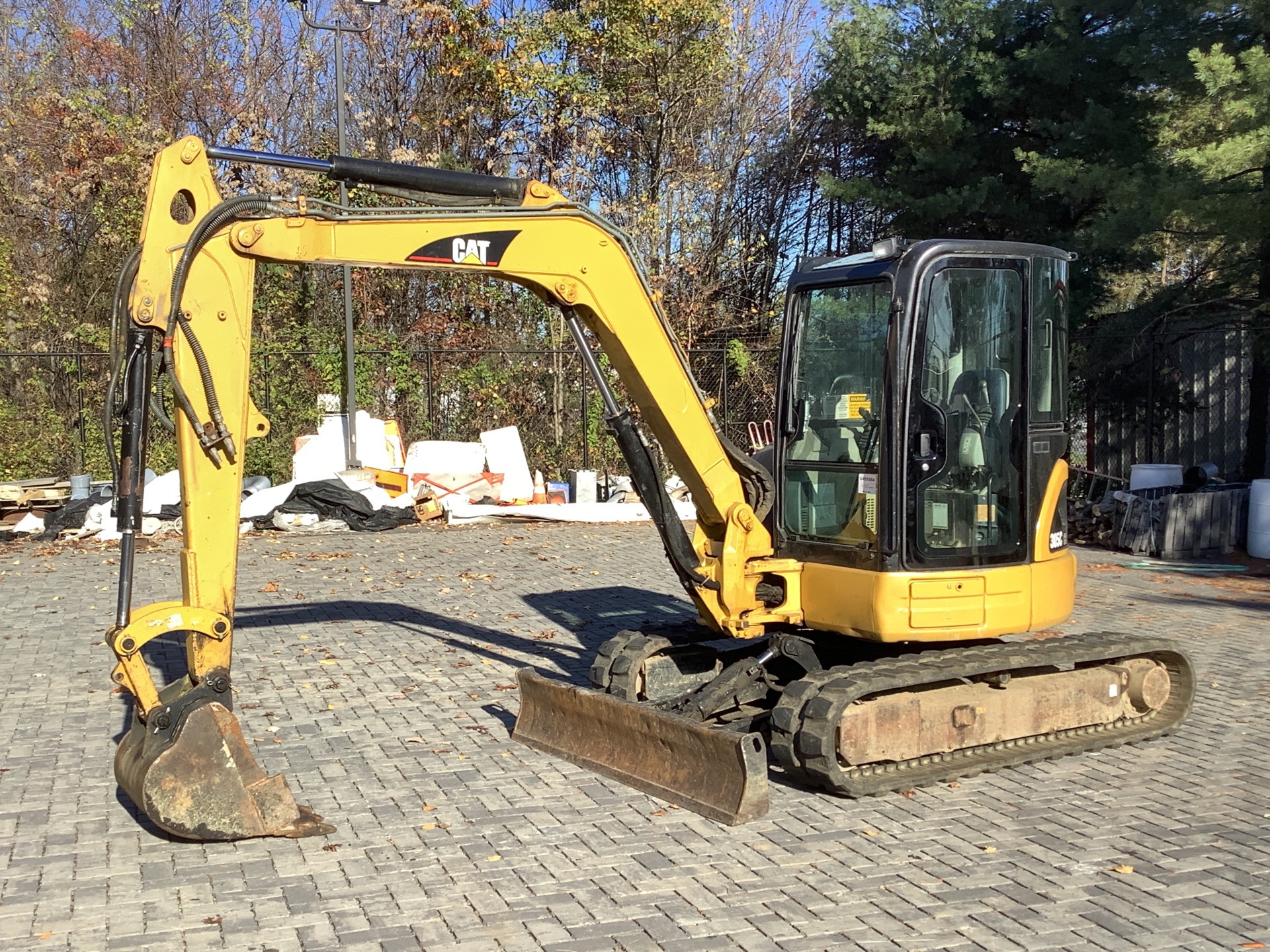 2006 Cat 305 CR Mini Excavator