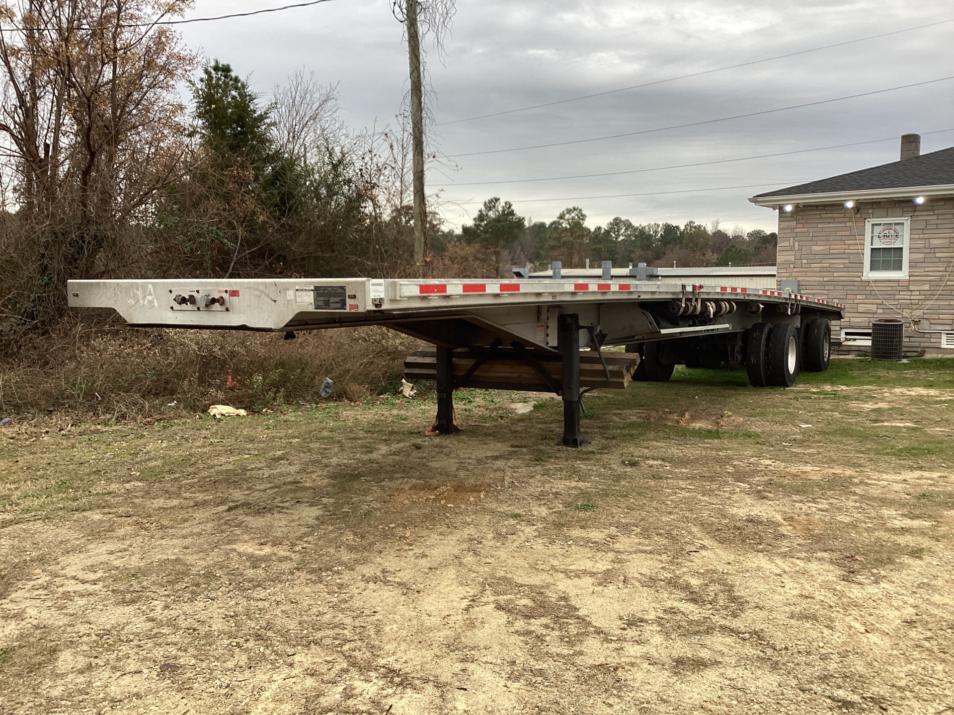 2014 Transcraft Bens 524 53 ft T/A Flatbed Trailer