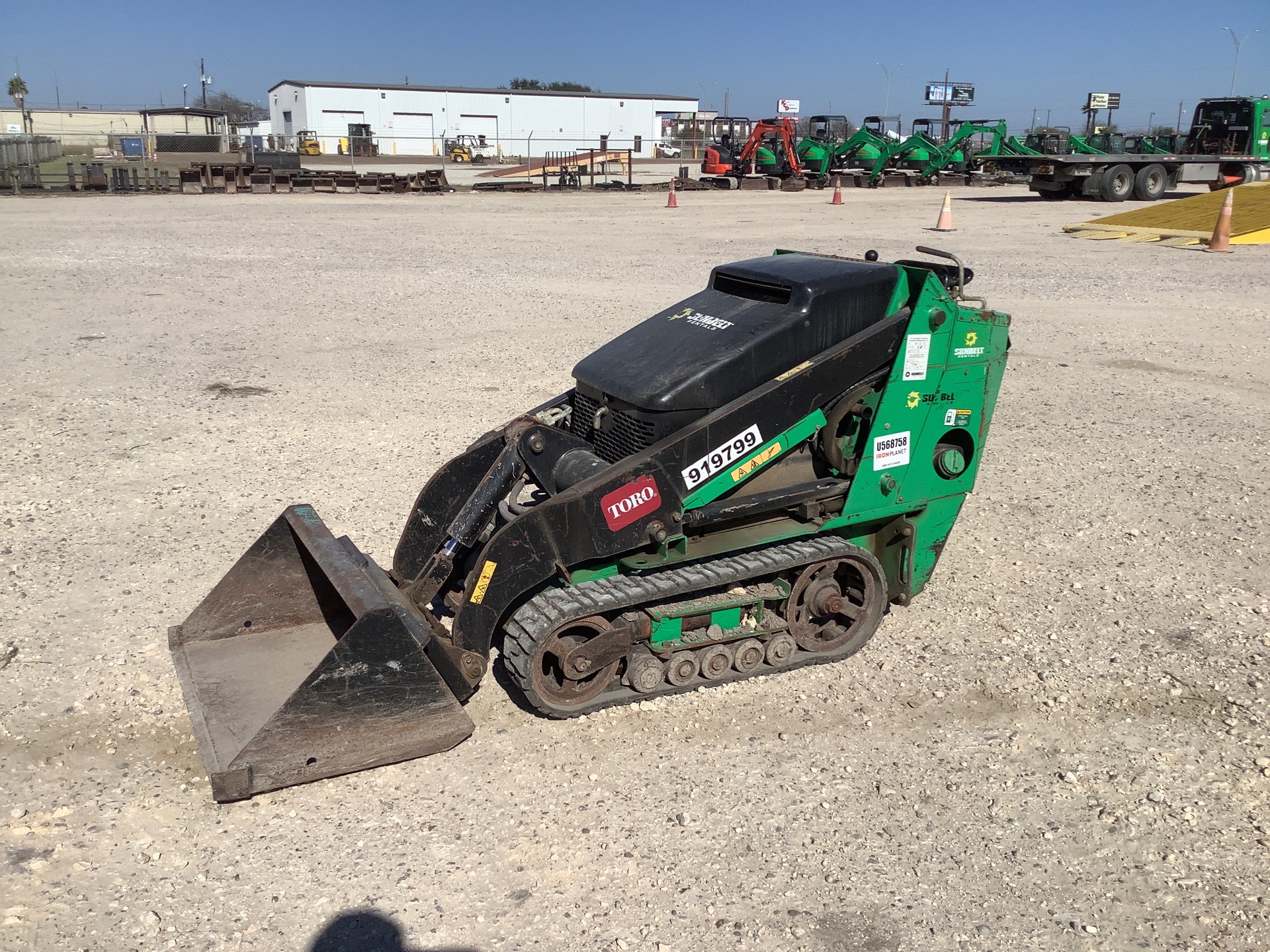 2016 Toro 22323G Mini Compact Track Loader