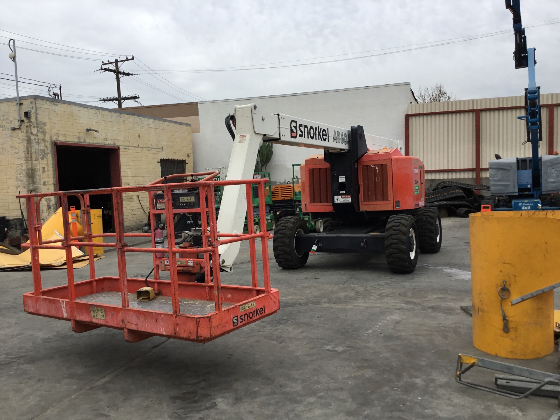 2015 Snorkel AB60J 4WD Diesel Articulating Boom Lift