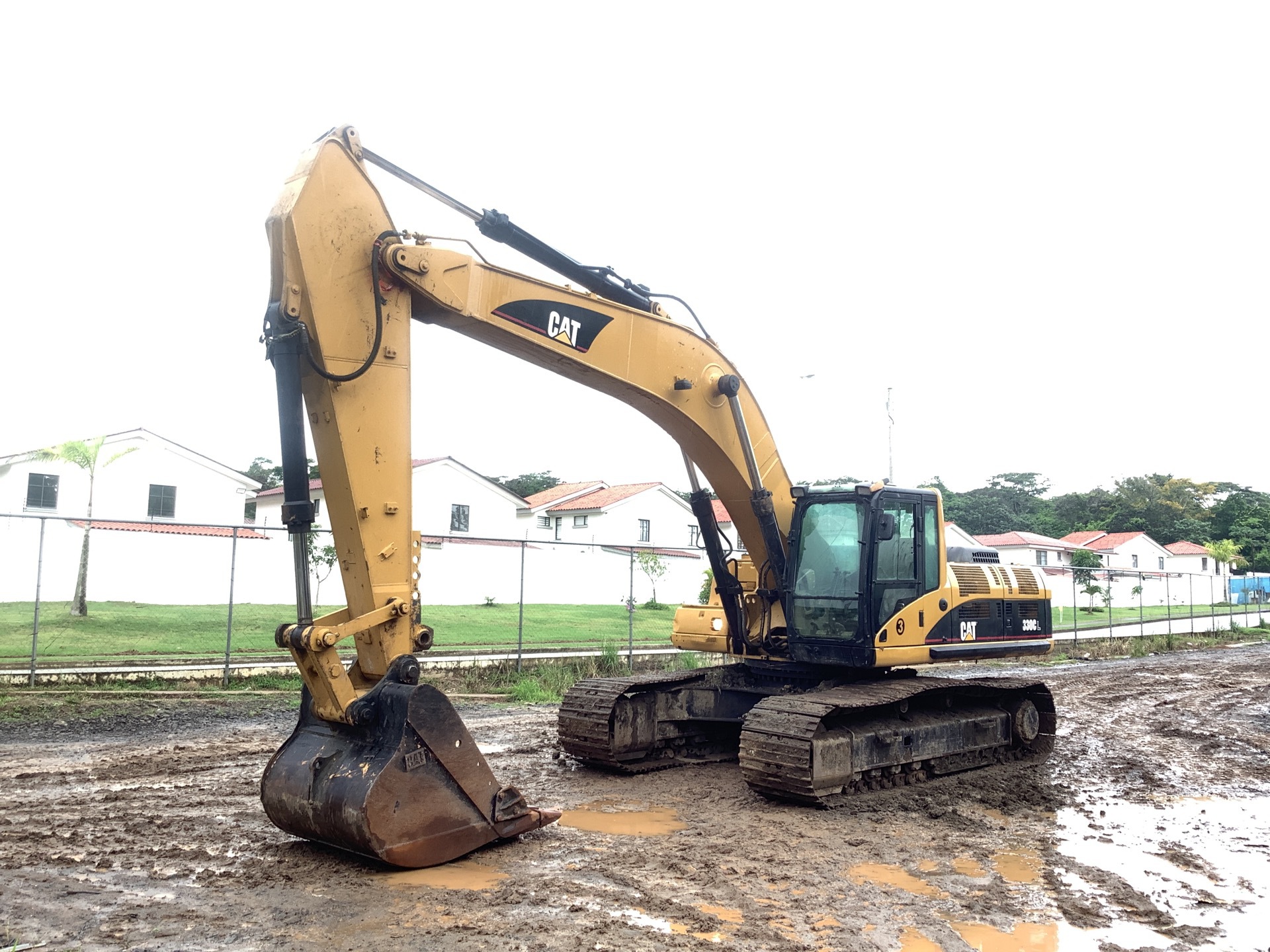 2005 Cat 330CL Tracked Excavator