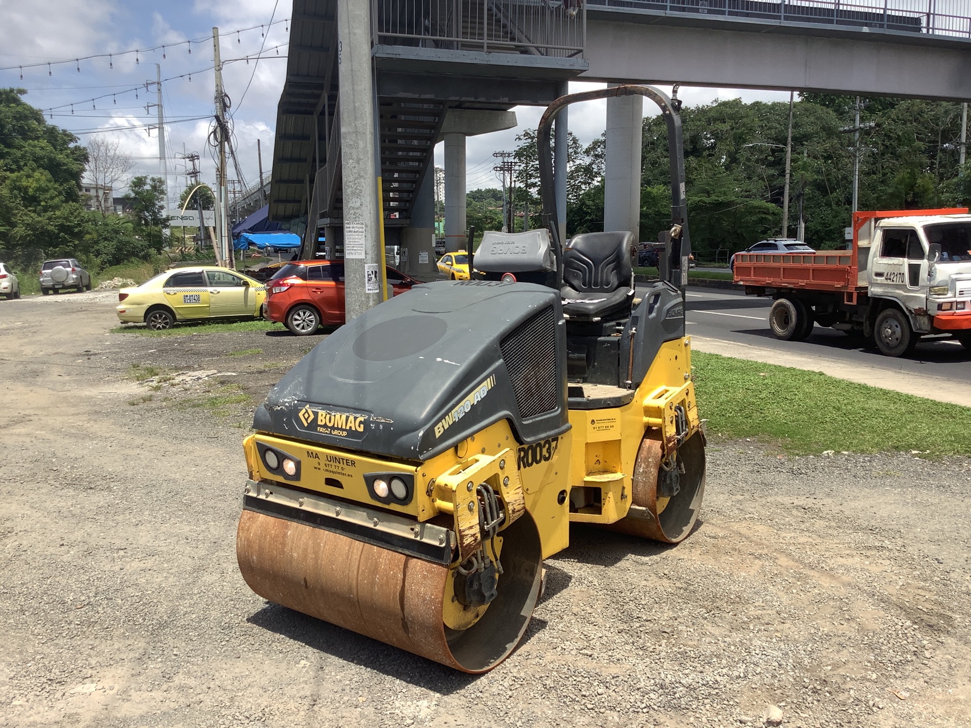 2018 Bomag BW120AD-5 Double Drum Roller