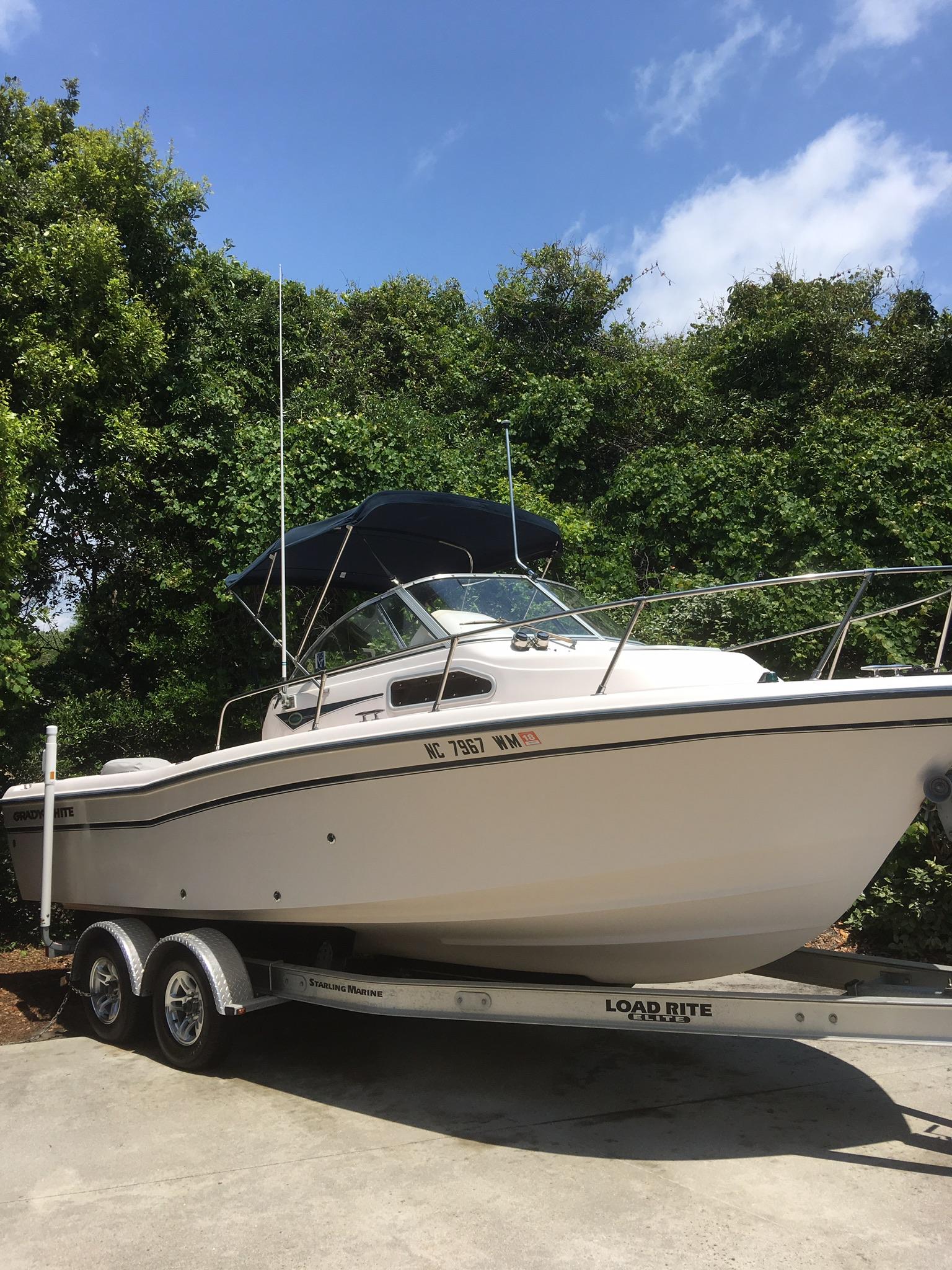 2001 Grady-White Seafarer 22