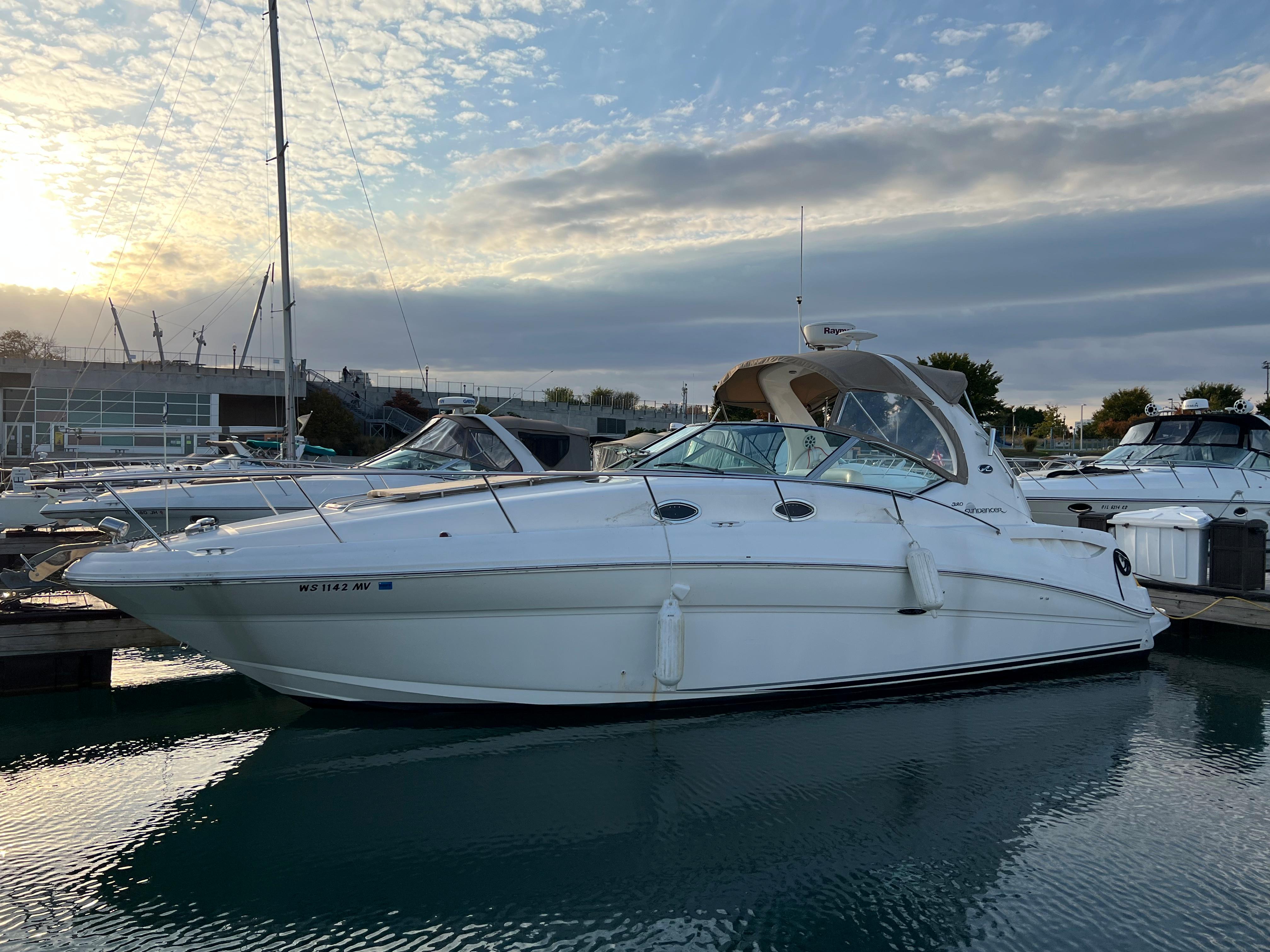 2004 Sea Ray 320 Sundancer