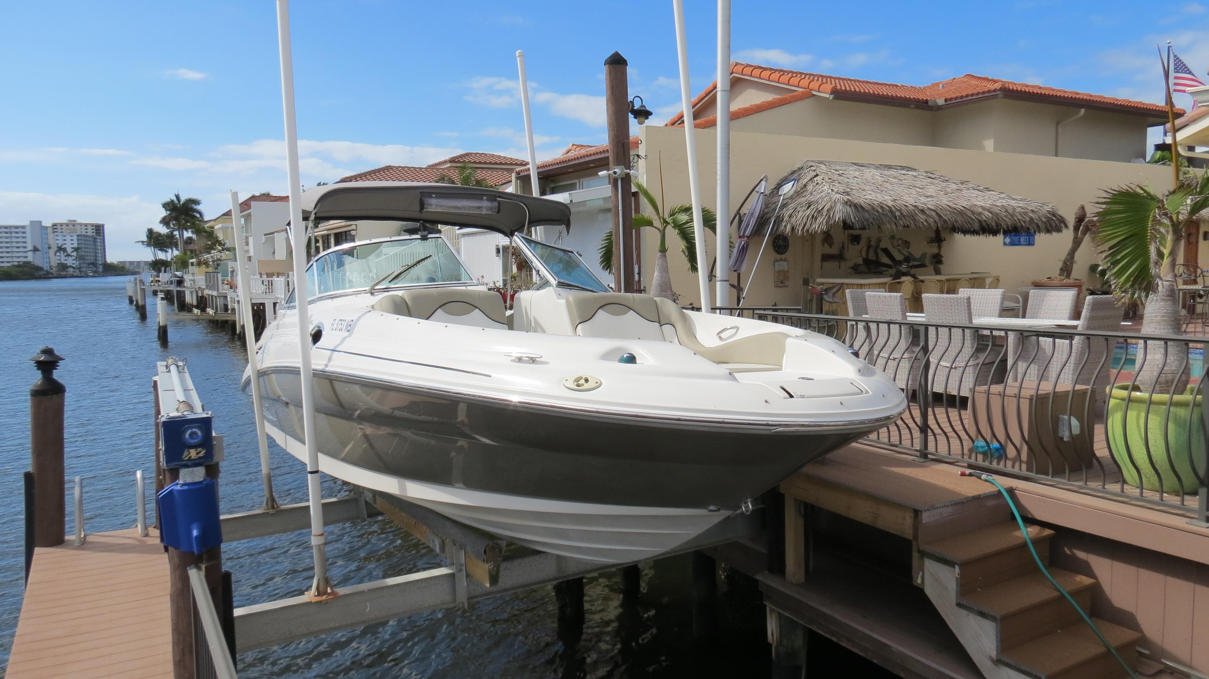 2006 Sea Ray 270 Sundeck