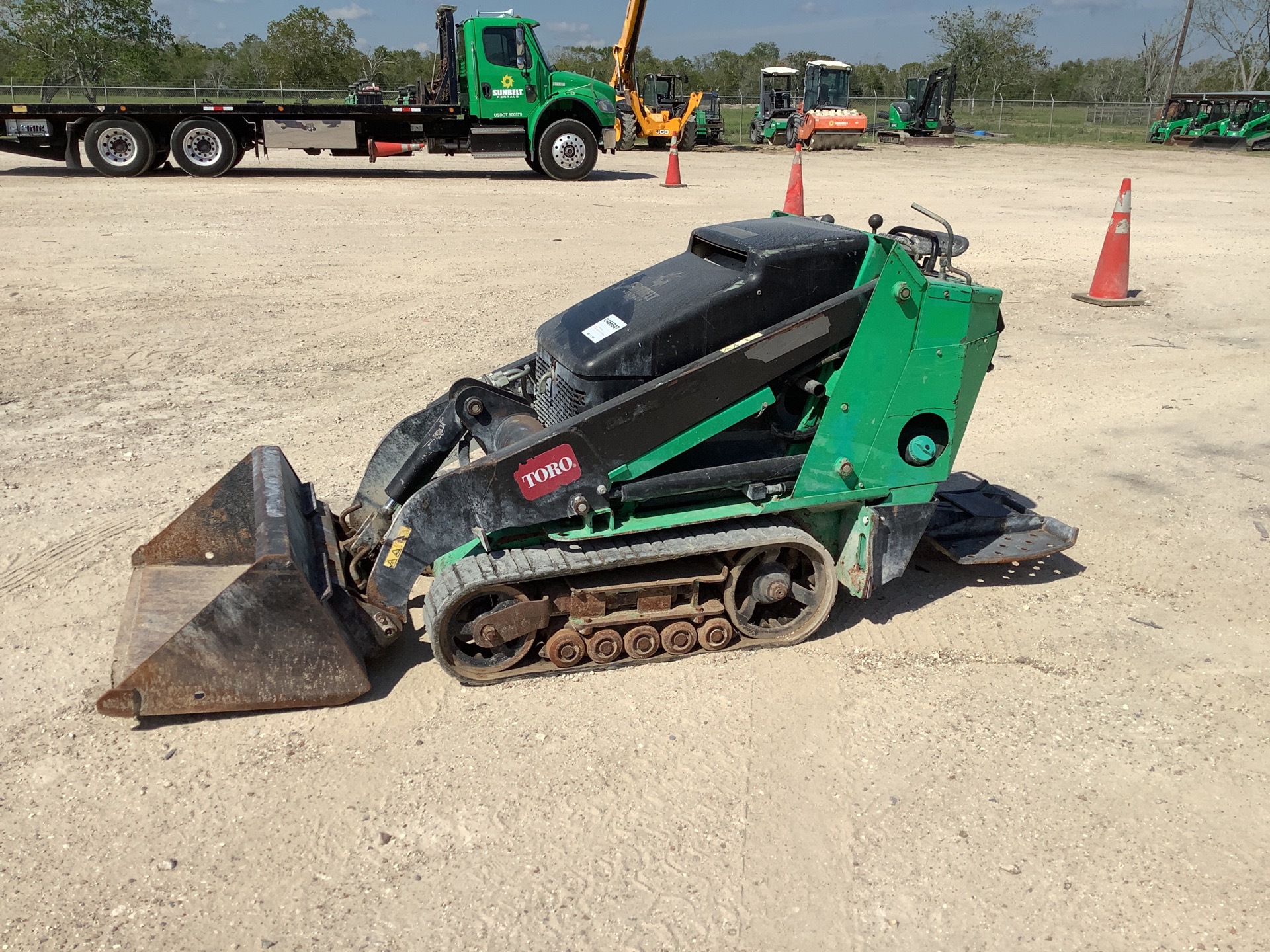 2016 Toro 22323G Compact Track Loader