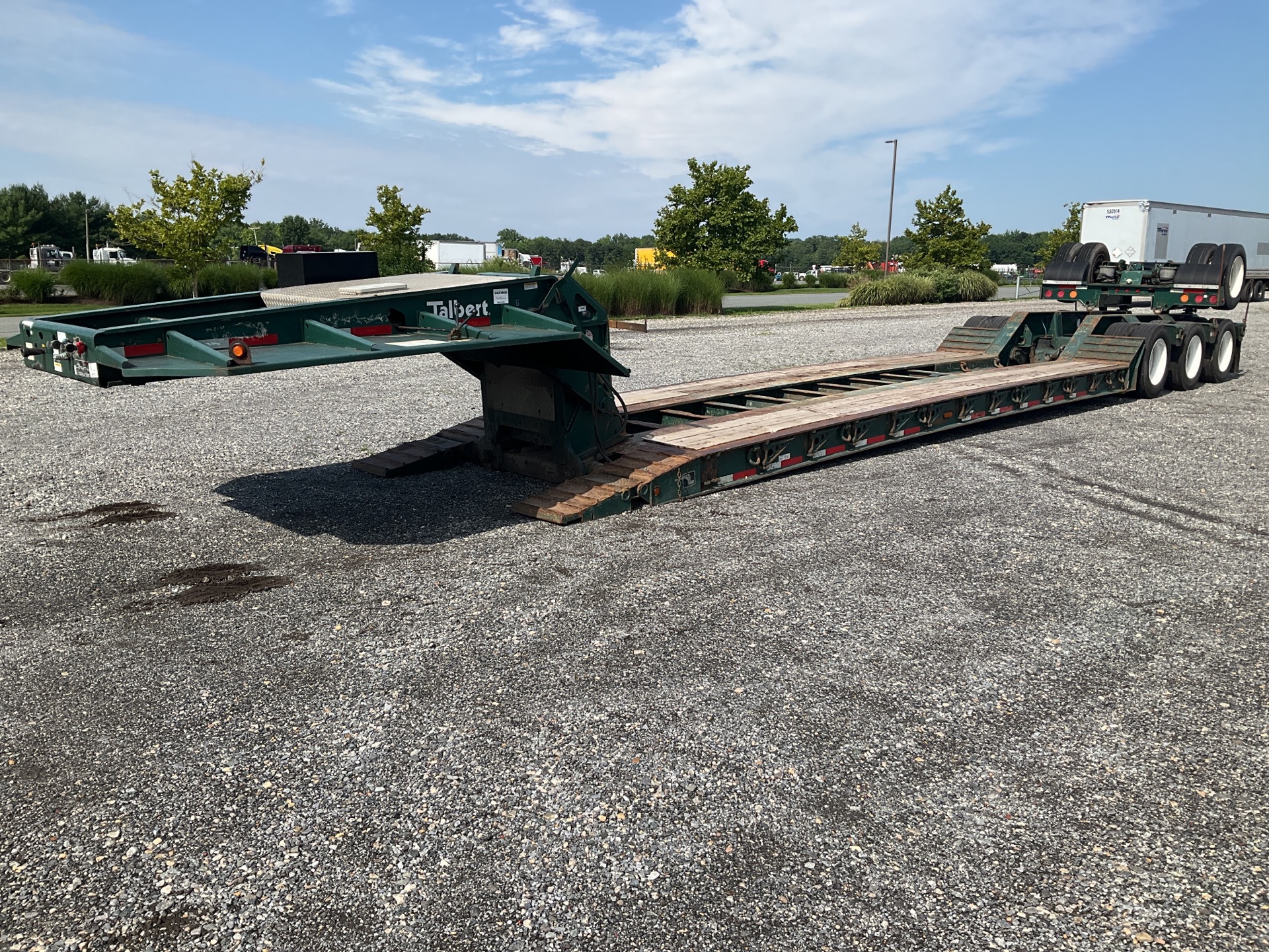 2014 Talbert 25 ft Tri/A Removable Gooseneck Lowboy Trailer