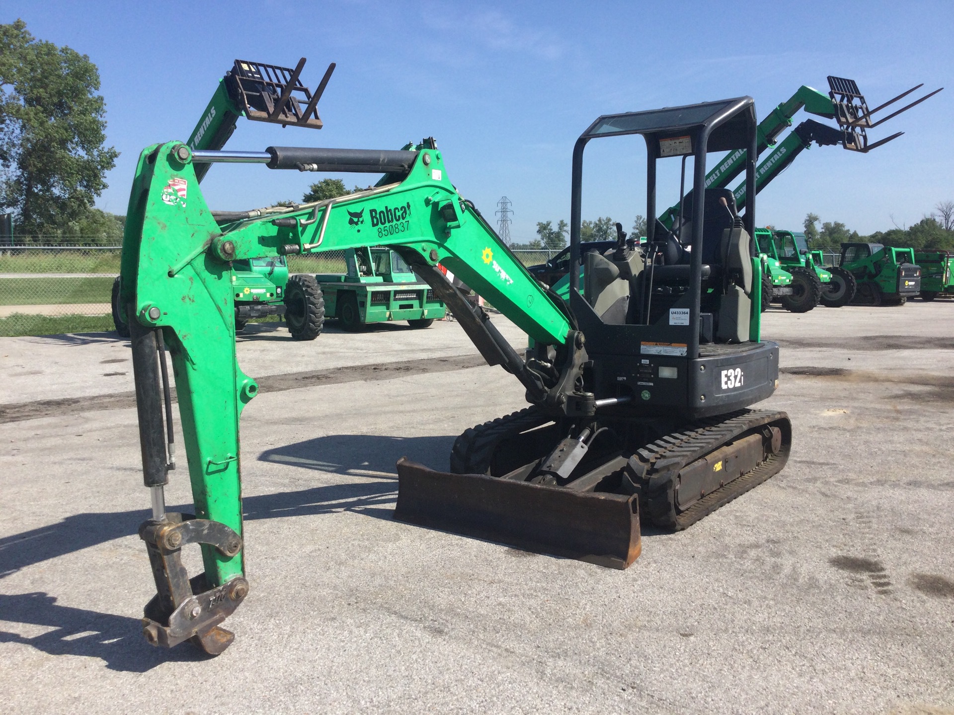 2016 Bobcat E32i Mini Excavator