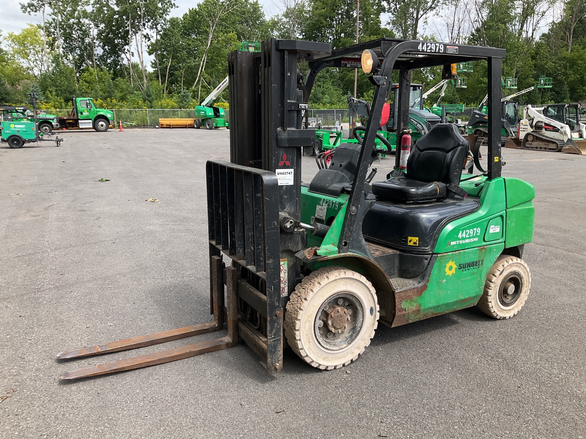 2012 Mitsubishi FG25N 4600 lb Dual Fuel Pneumatic Tire Forklift