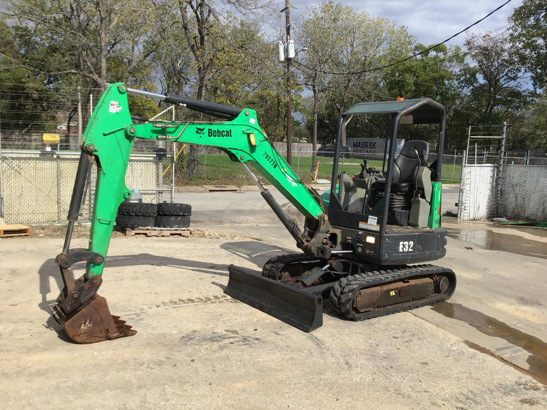 2015 Bobcat E32 Mini Excavator