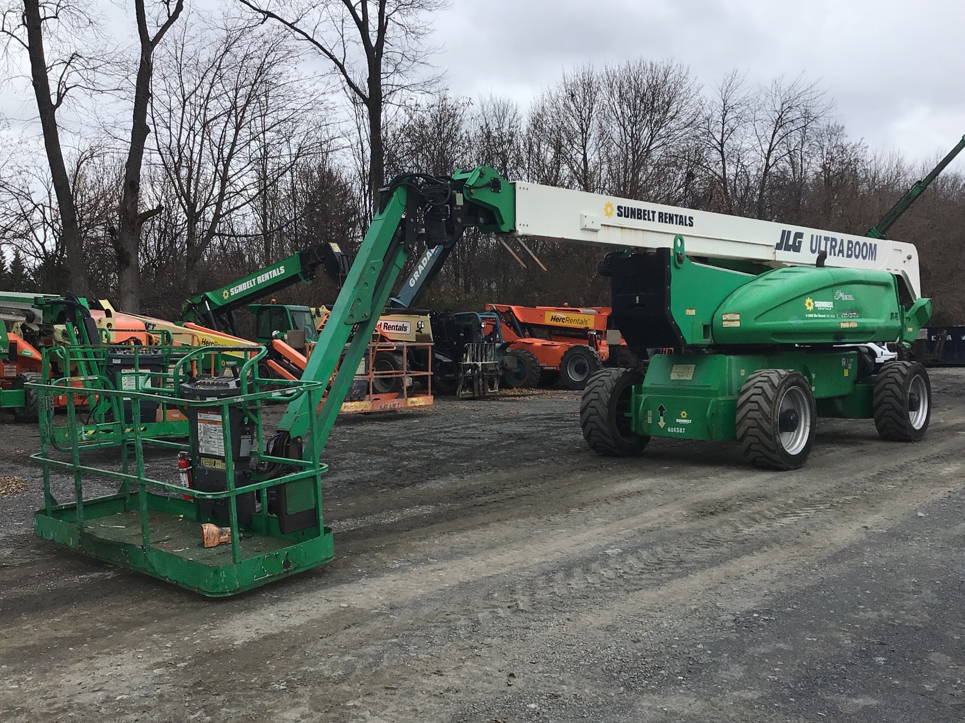 2014 JLG 1250AJP 4WD Diesel Articulating Boom Lift