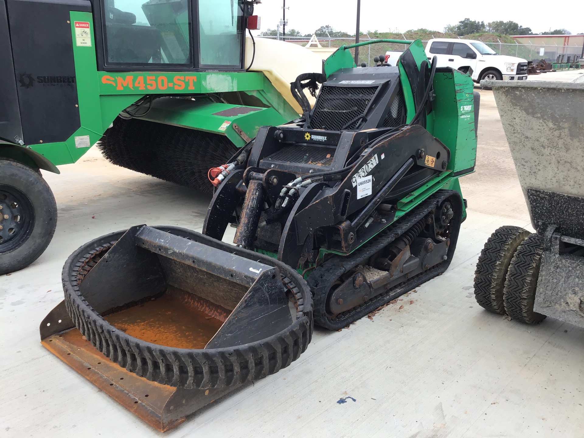 2016 Toro 22327 Mini Compact Track Loader