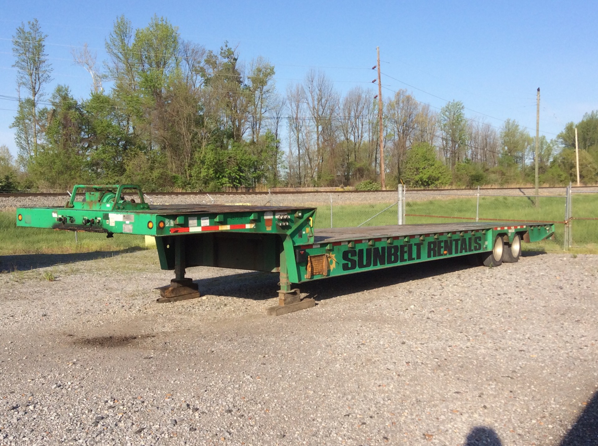 2013 Trail King TK70HT-482 87,760 lb 48 ft T/A Hydraulic Tail Trailer