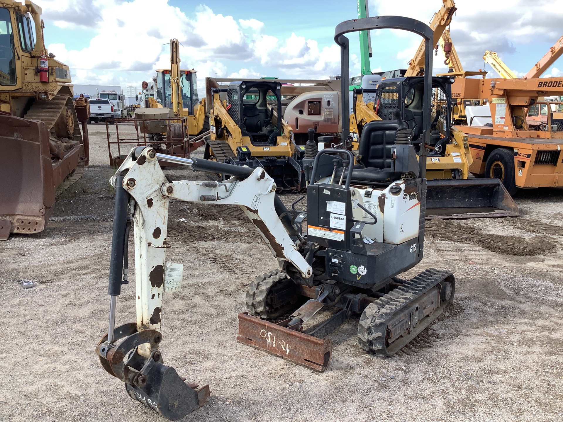 2016 Bobcat 418AA Mini Excavator