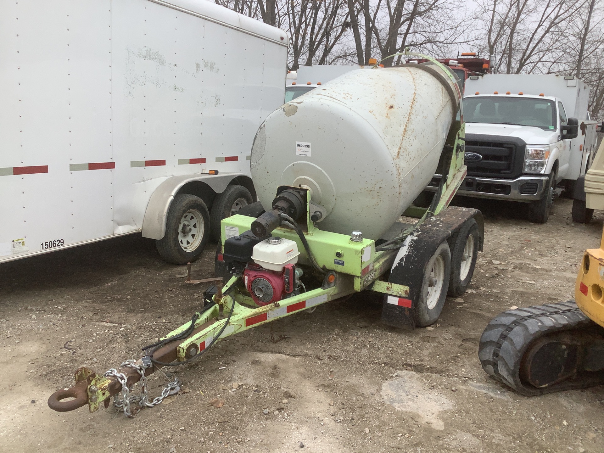 2011 Cart-Away T/A Mixer Trailer