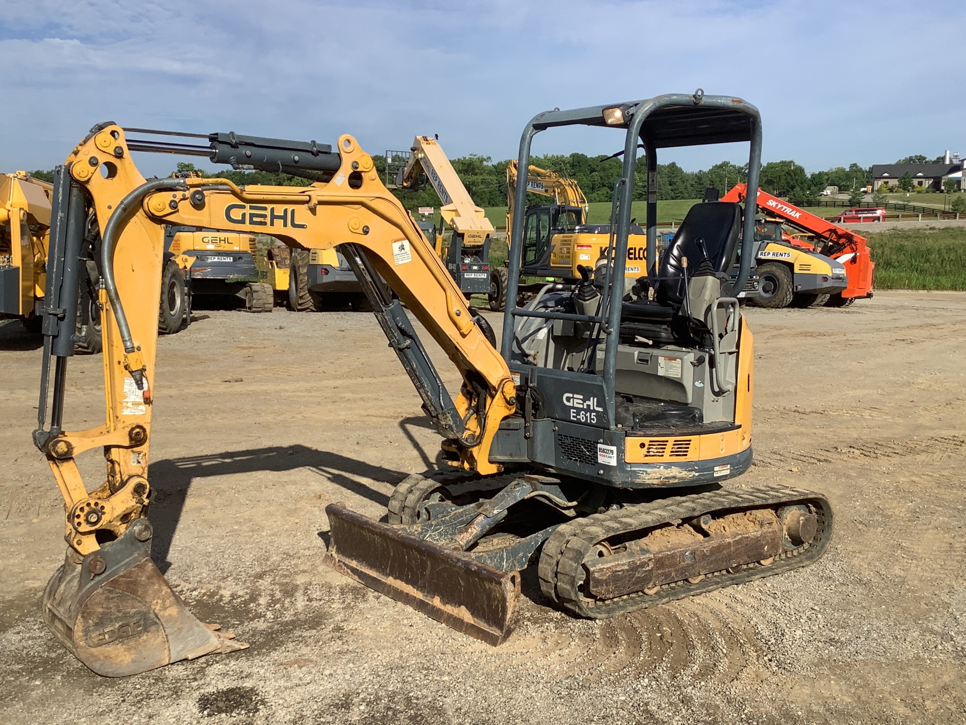 2012 Gehl Z27 Mini Excavator