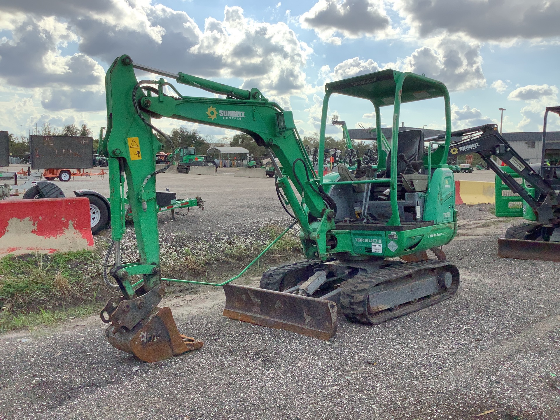 2015 Takeuchi TB230 Mini Excavator