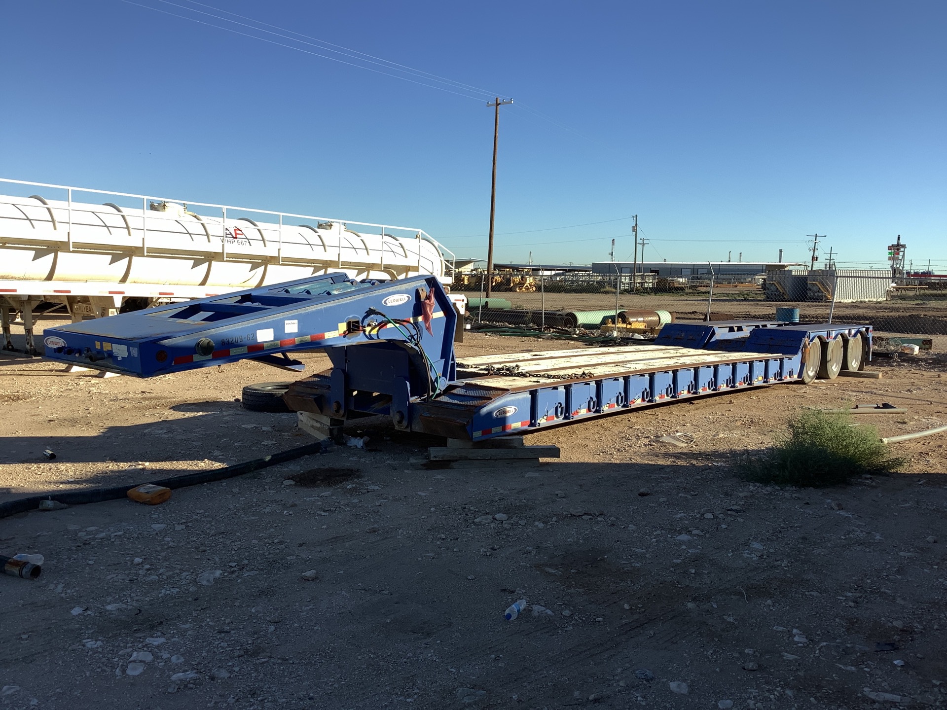 2013 Ledwell LW50 DDRN3 39 ft Tri/A Removable Gooseneck Lowboy Trailer