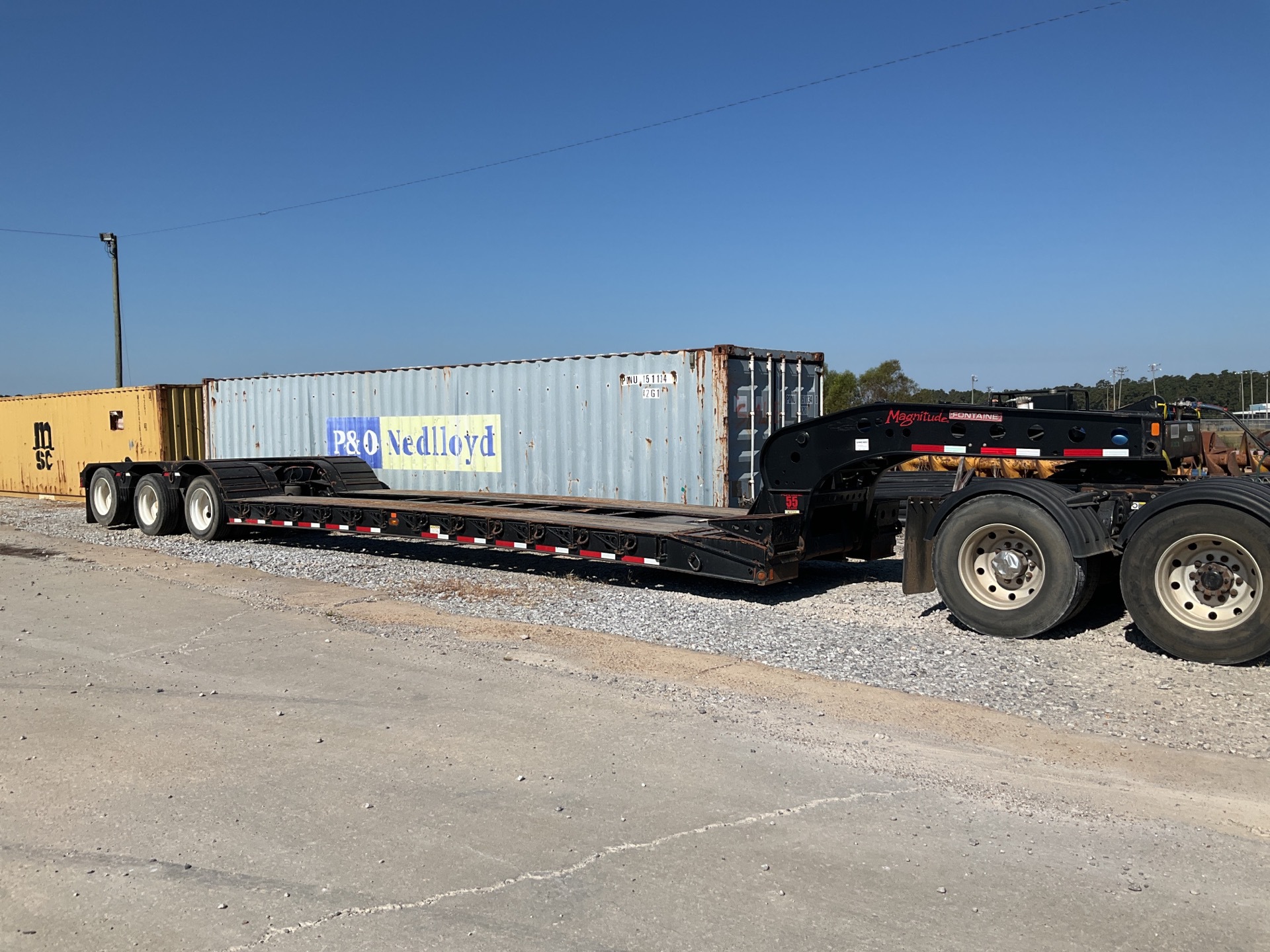 2018 Fontaine 110000 lb 55 ft Tri/A Removable Gooseneck Lowboy Trailer