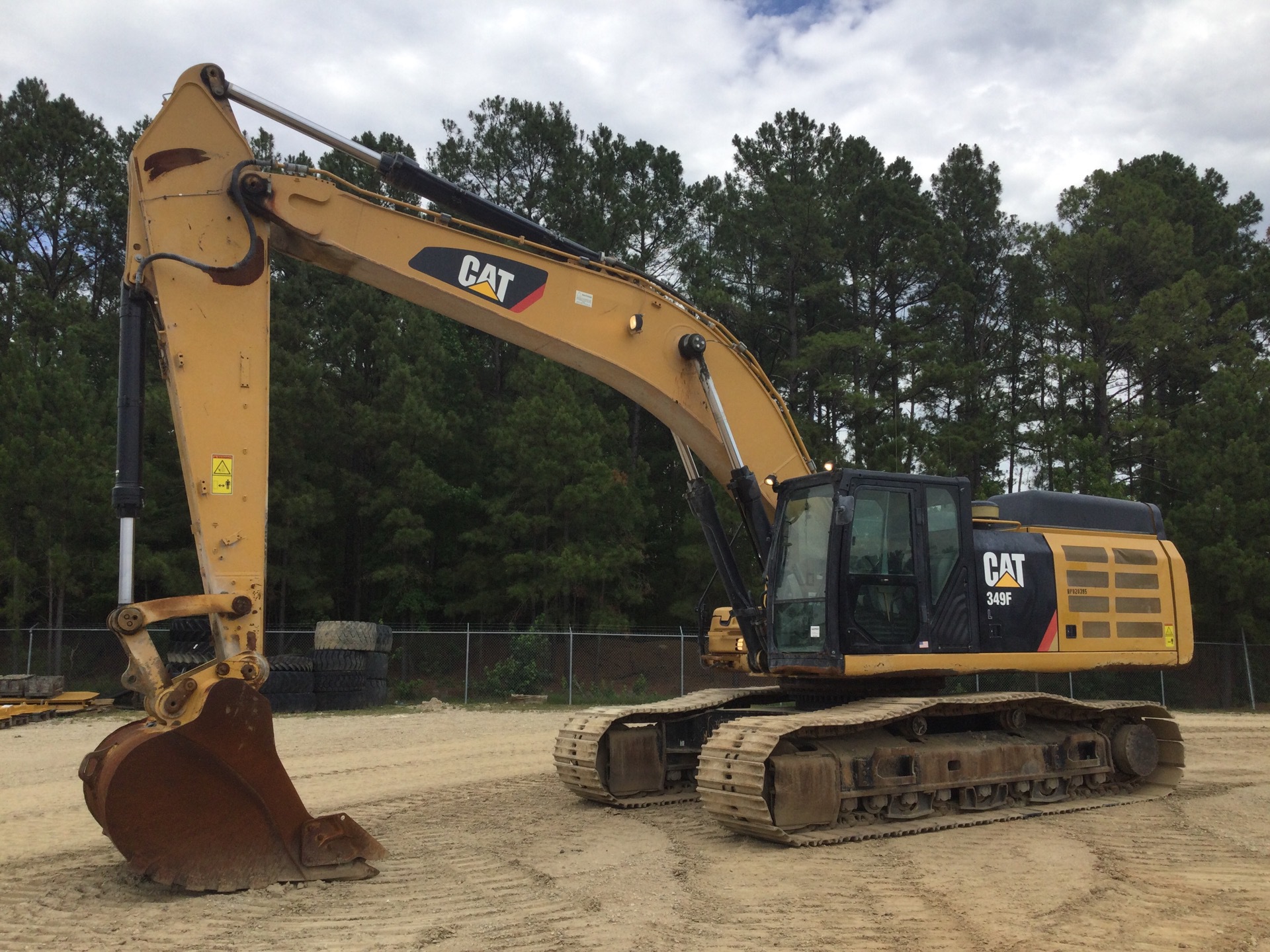 2018 Cat 349FL Tracked Excavator