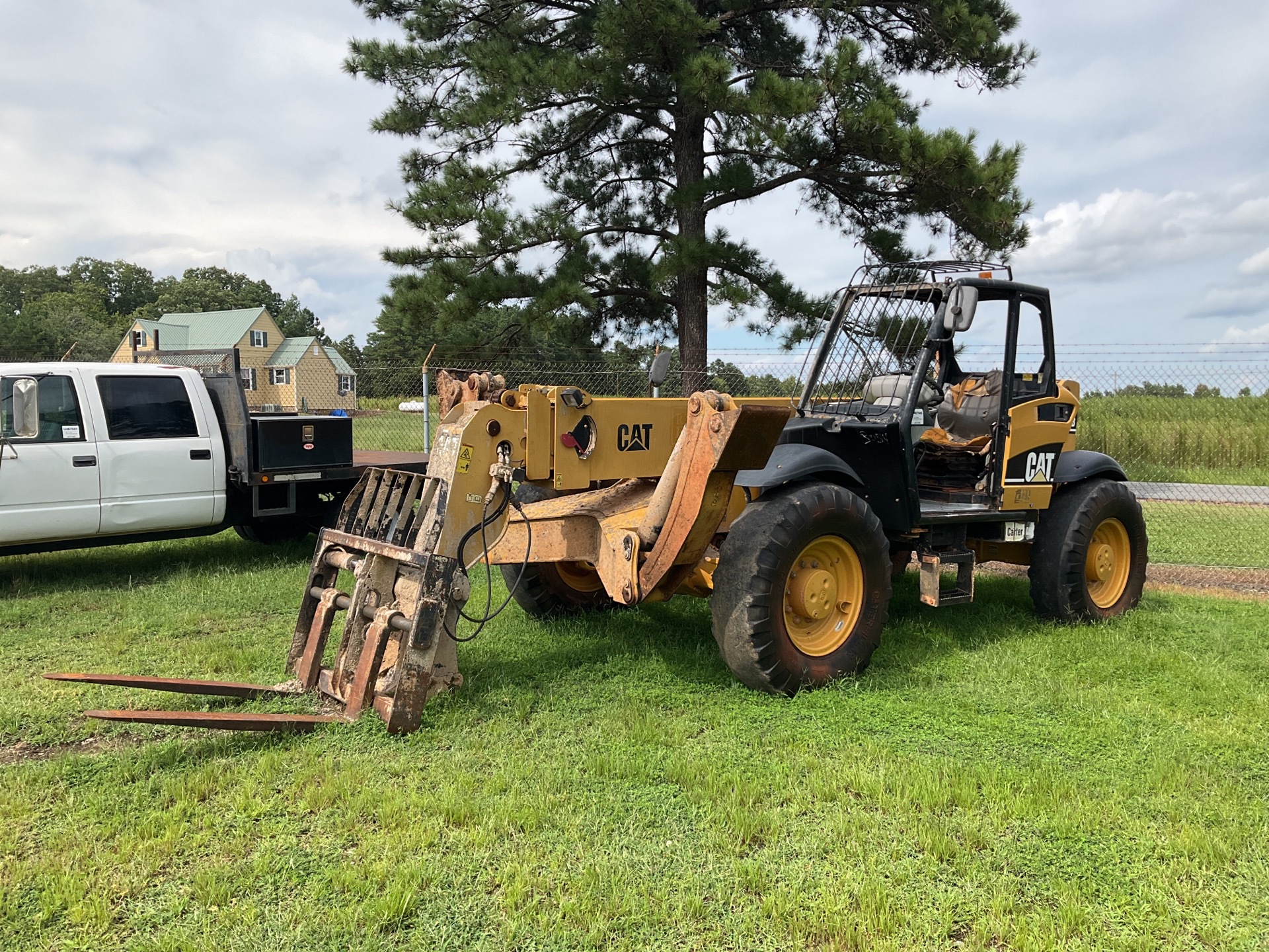 2005 Cat TH560B Telehandler