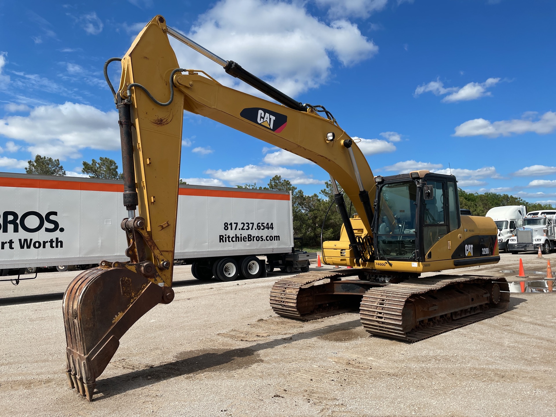 2007 Cat 320 DL Tracked Excavator