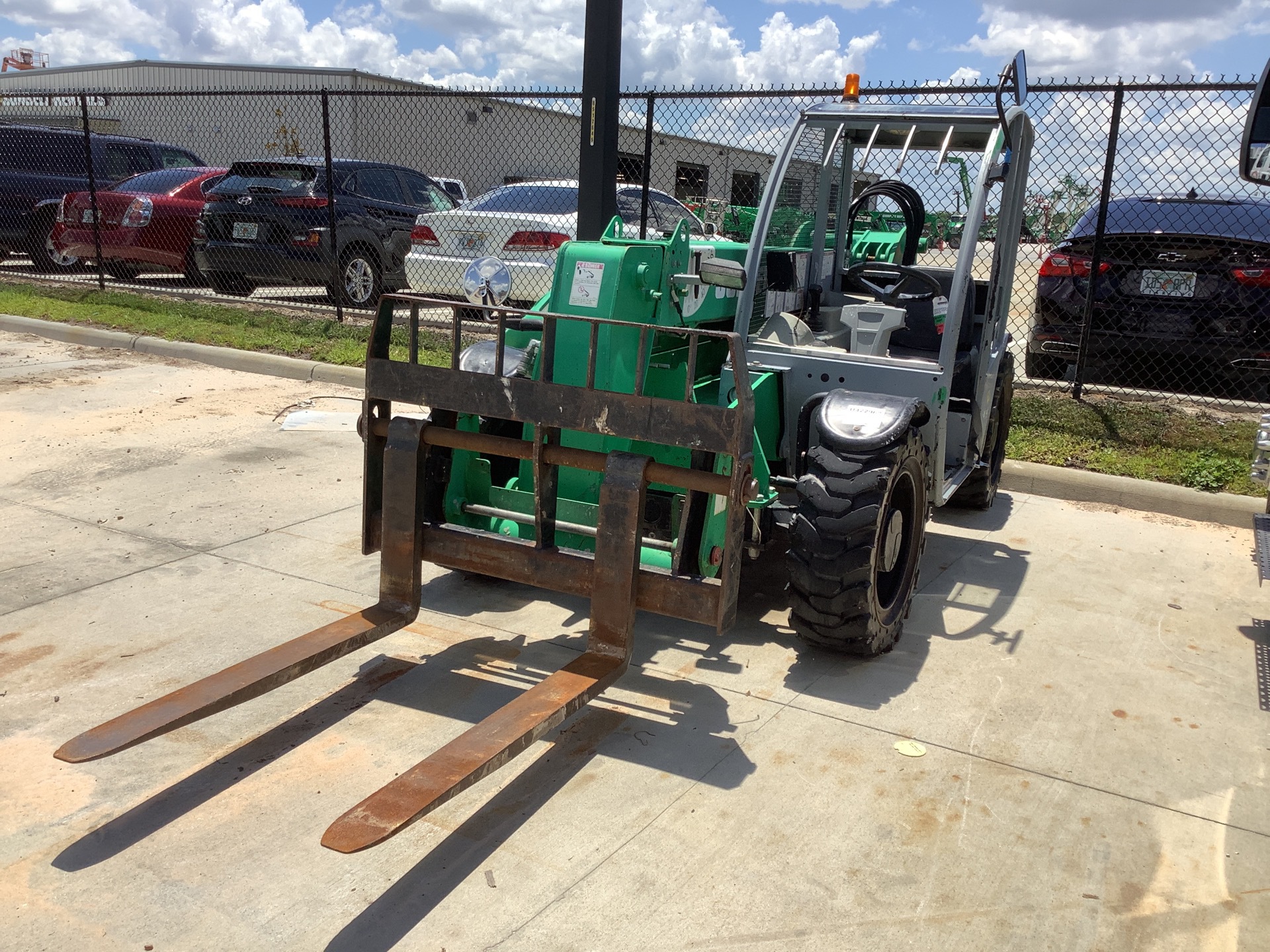 2013 Genie GTH-5519 Telehandler