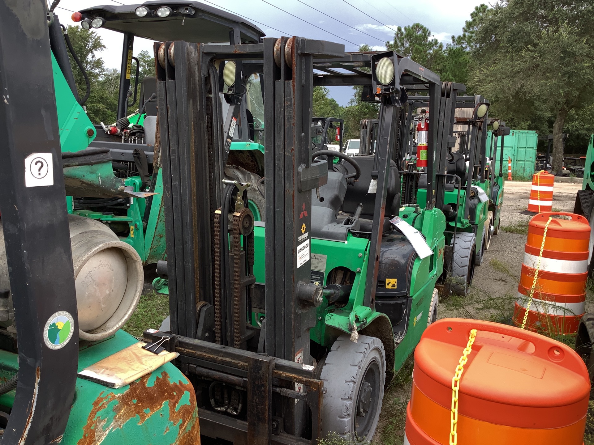 2015 Mitsubishi FG25N 4600 lb Cushion Tire Forklift